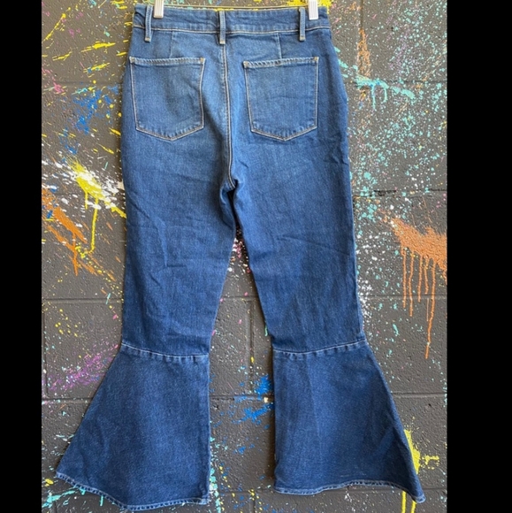 FRAME Kick Flare Jeans - Picture 13 of 13